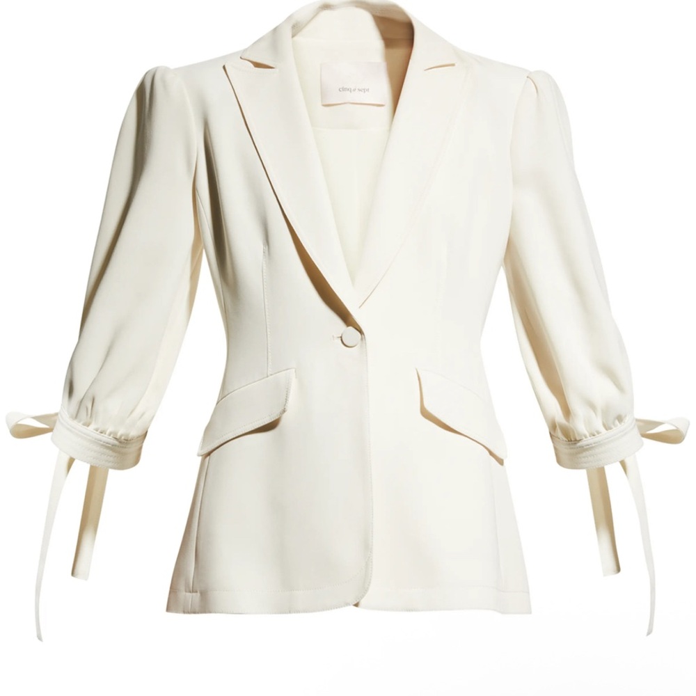 Cinq à Sept Elza Crepe Blazer
